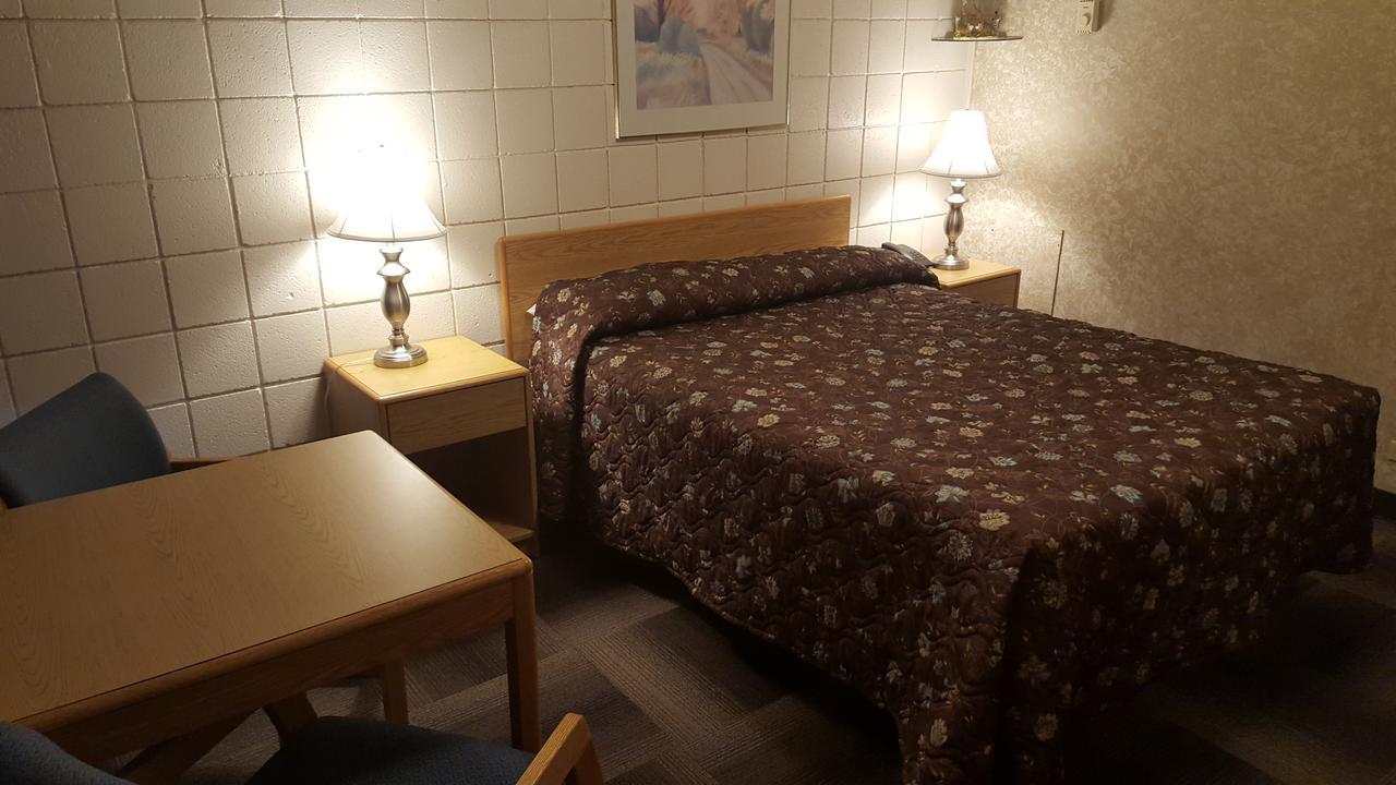 Safari Inn Motel Swift Current Luaran gambar